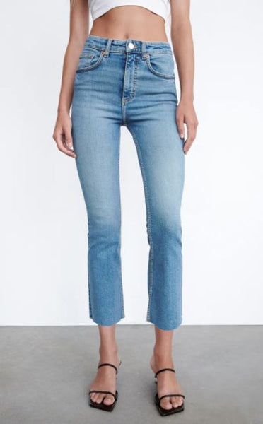 Cropped Flare Jeans